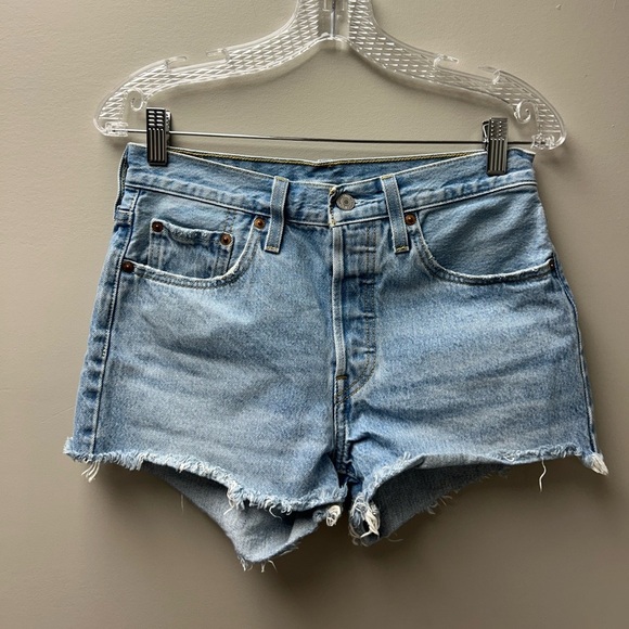 Levi’s 501 Original High Rise Jean Shorts - Picture 1 of 4